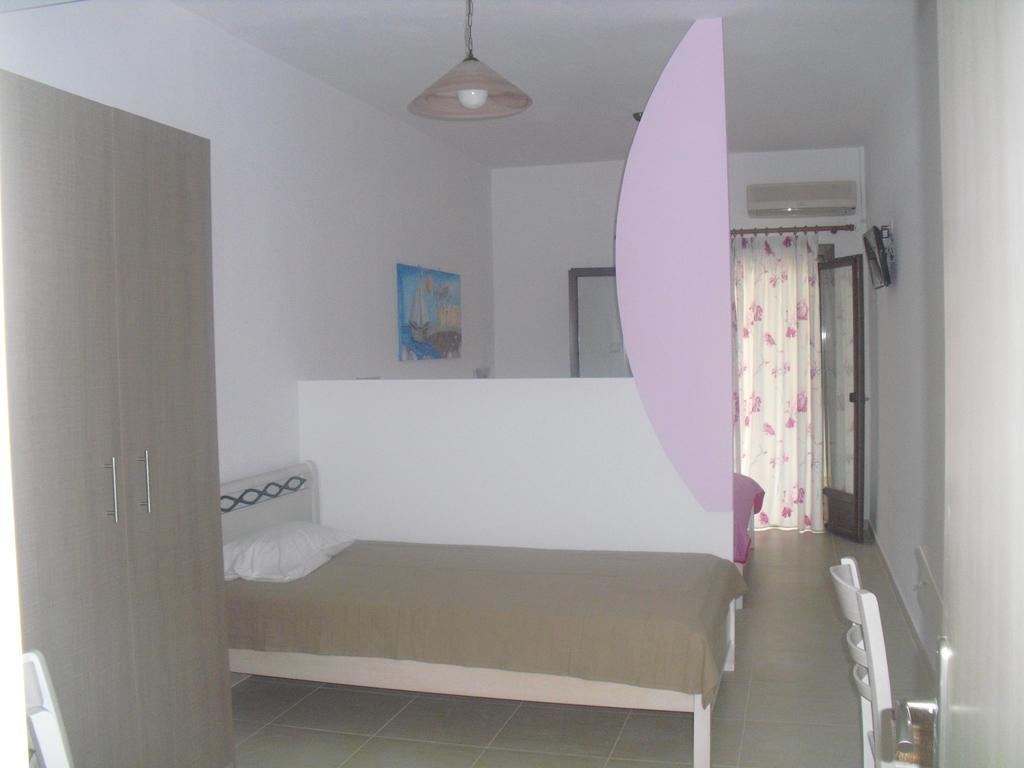 Guesthouse Irene Афисос Стая снимка