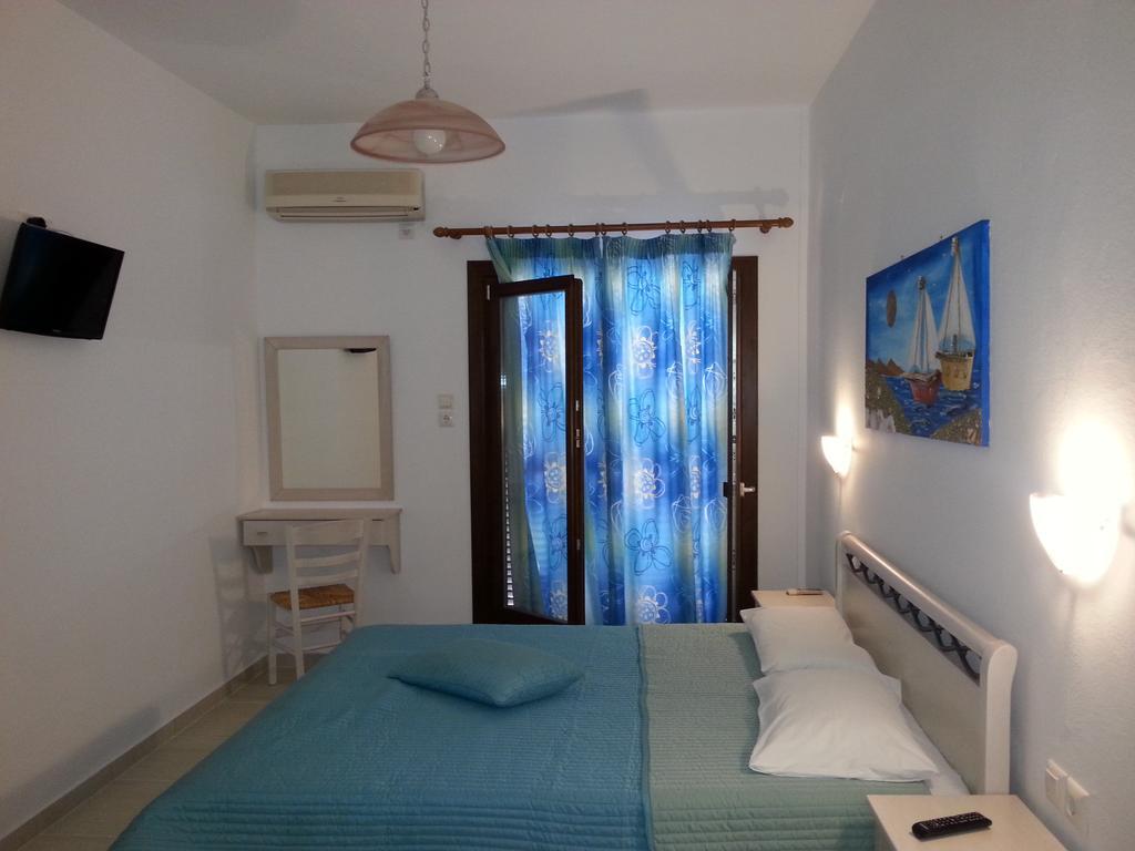Guesthouse Irene Афисос Екстериор снимка