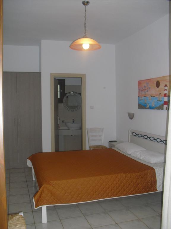 Guesthouse Irene Афисос Стая снимка
