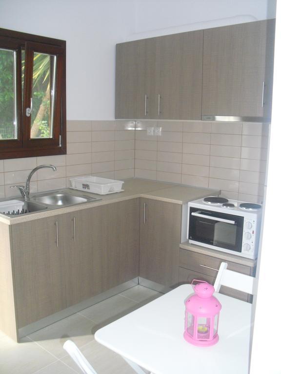 Guesthouse Irene Афисос Стая снимка